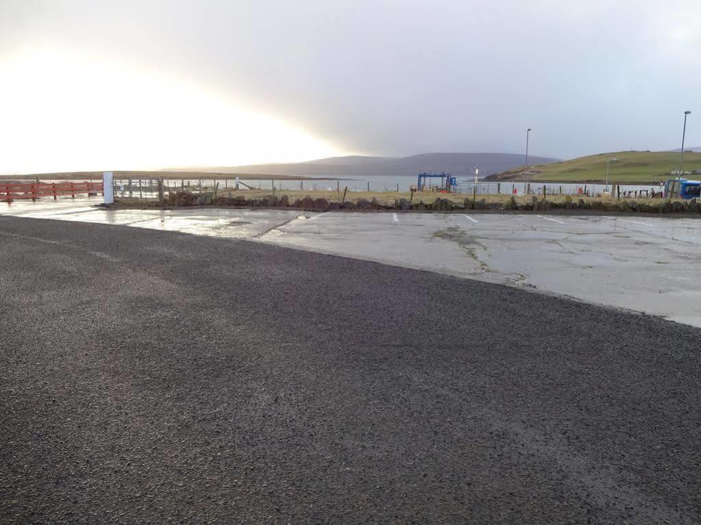 Houton Bay Lodge Orphir  Exterior photo